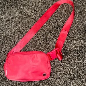 Lululemon belt bag